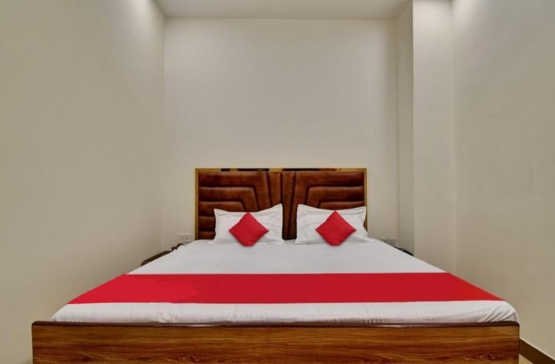 Hotel Sukoon - Ramesh Nagar Нью-Дели Экстерьер фото